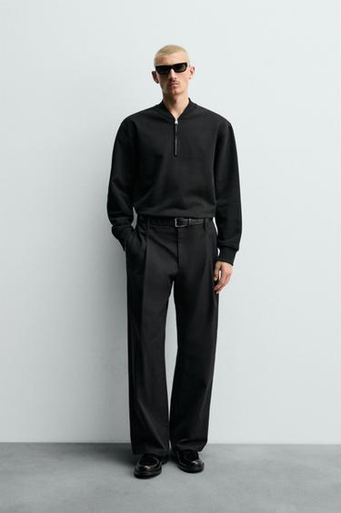 QUARTER-ZIP SWEATSHIRT - Black by Zara