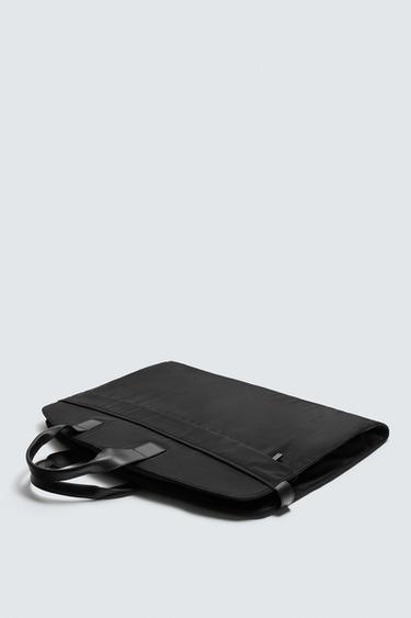 HOUSSE À COSTUME EN NYLON - Noir de Zara - Image 1