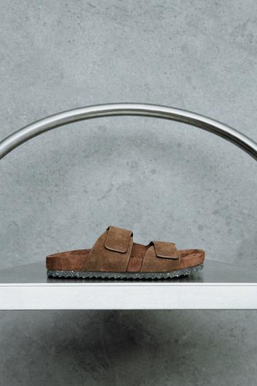 STORIESZ - صندل جلدي - بني الخاص بـ Zara