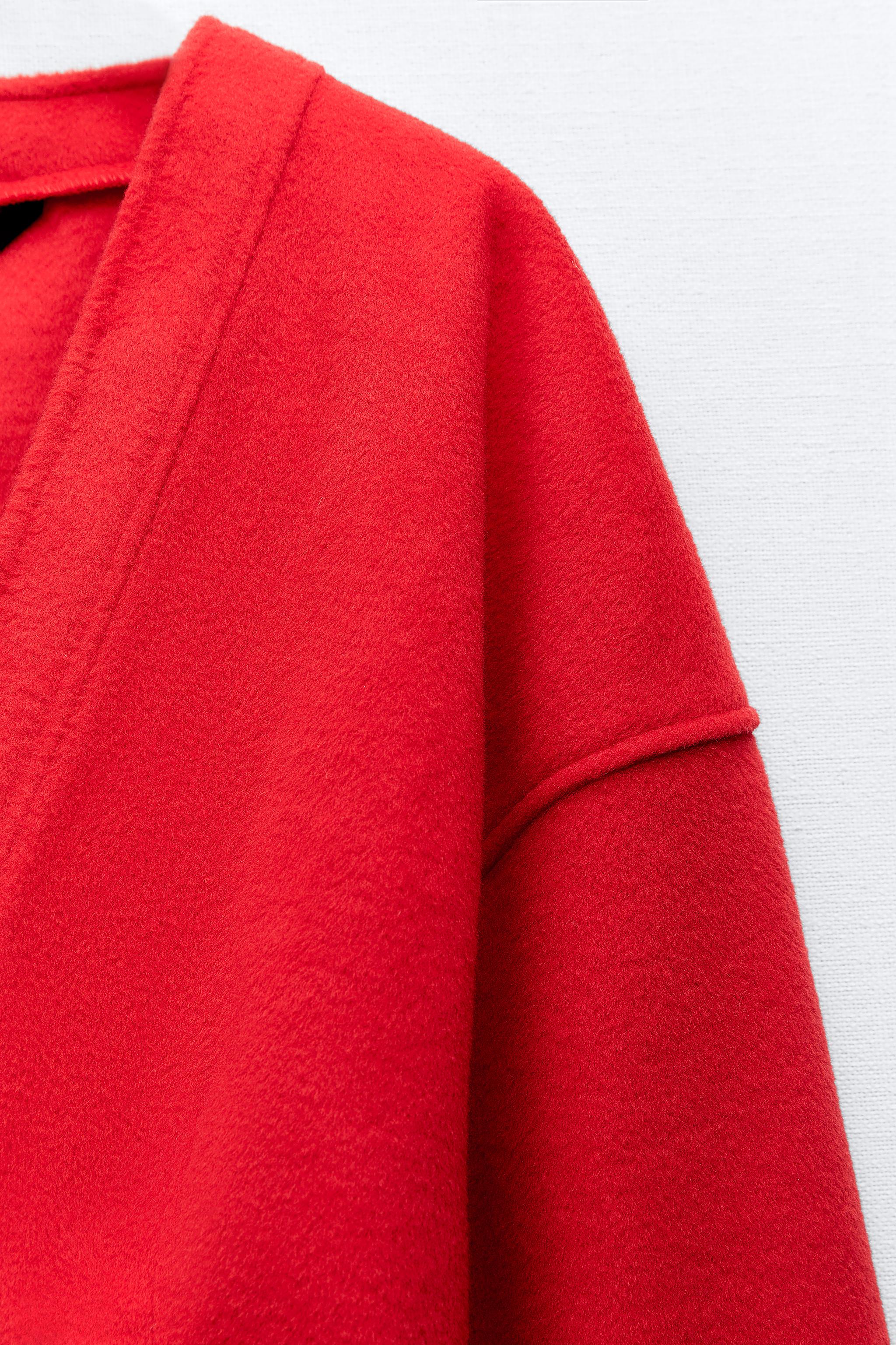 🔸 Cardigan color rojo 🔸Talla standar ❌ VENDIDA ❌