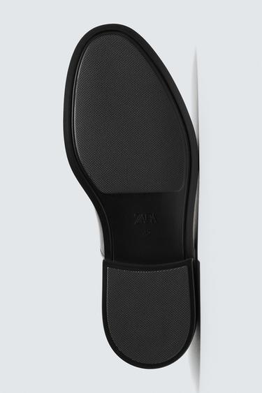 CHAUSSURES CHIC EFFET VERNI - Noir de Zara - Image 3