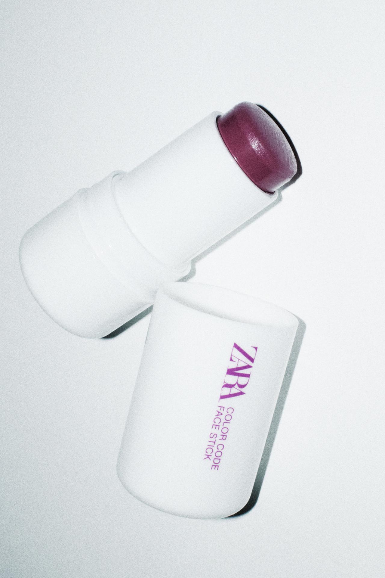COLOR CODE BLUSH STICK WHISPER PINK — BERRY