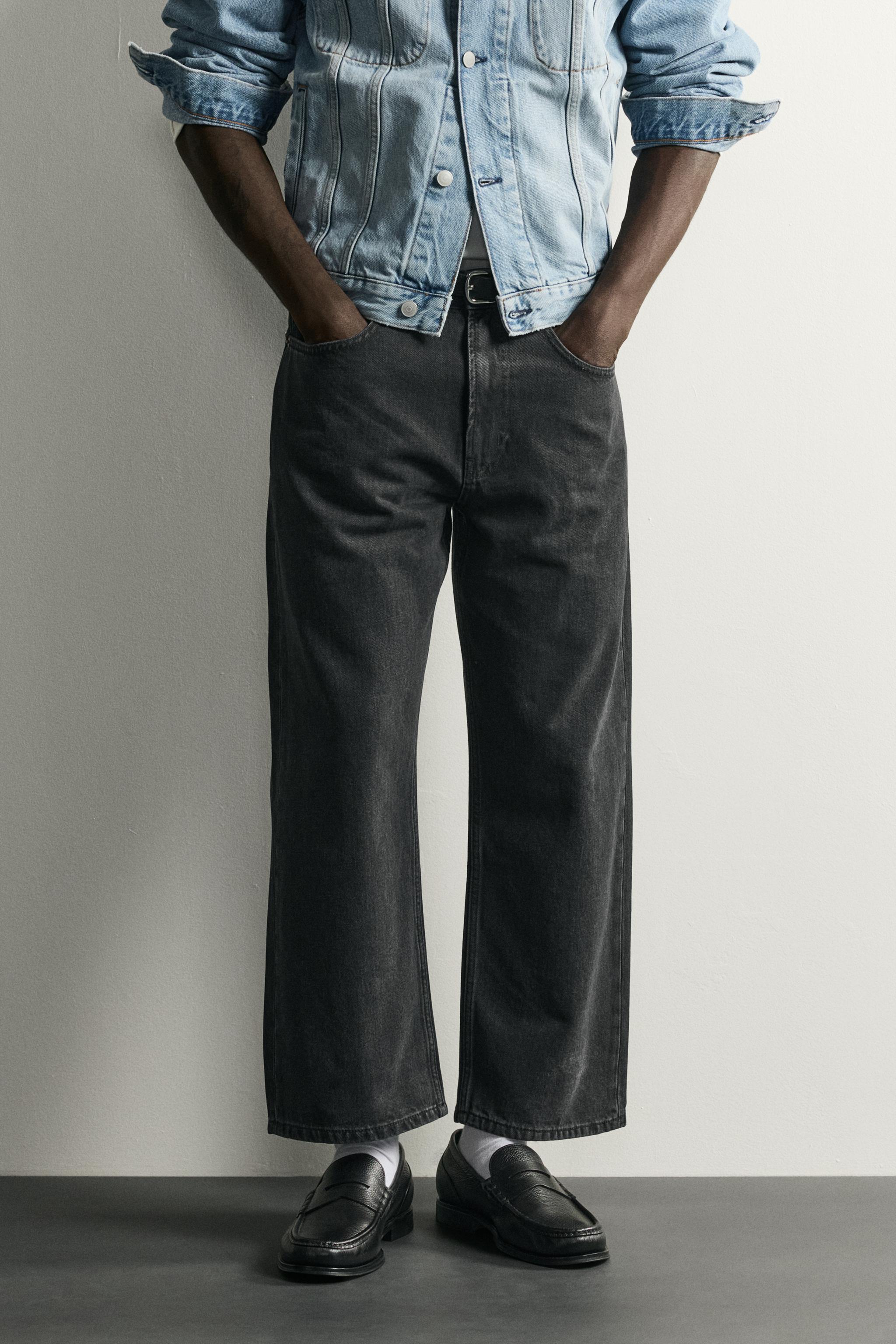LOOSE CROPPED FIT JEANS — Charcoal