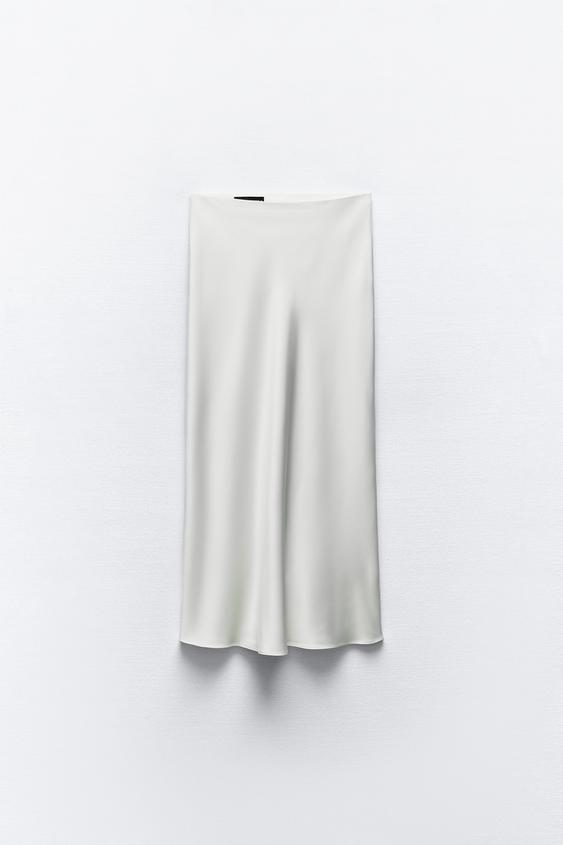 https://static.zara.net/assets/public/5a6b/0cbb/d0ed45bf8f10/8cd439490fba/08338441250-e1/08338441250-e1.jpg?ts=1714467737130&w=563