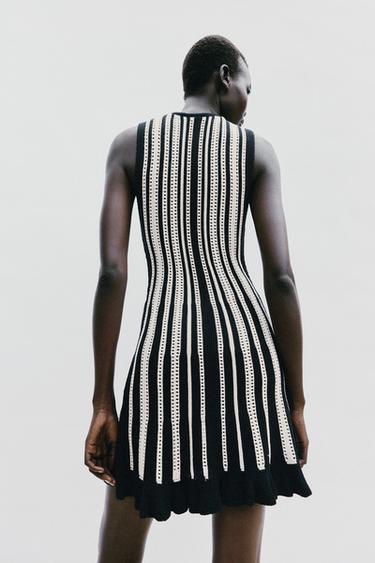 Zara STRIPED KNIT MINI DRESS - Black / White