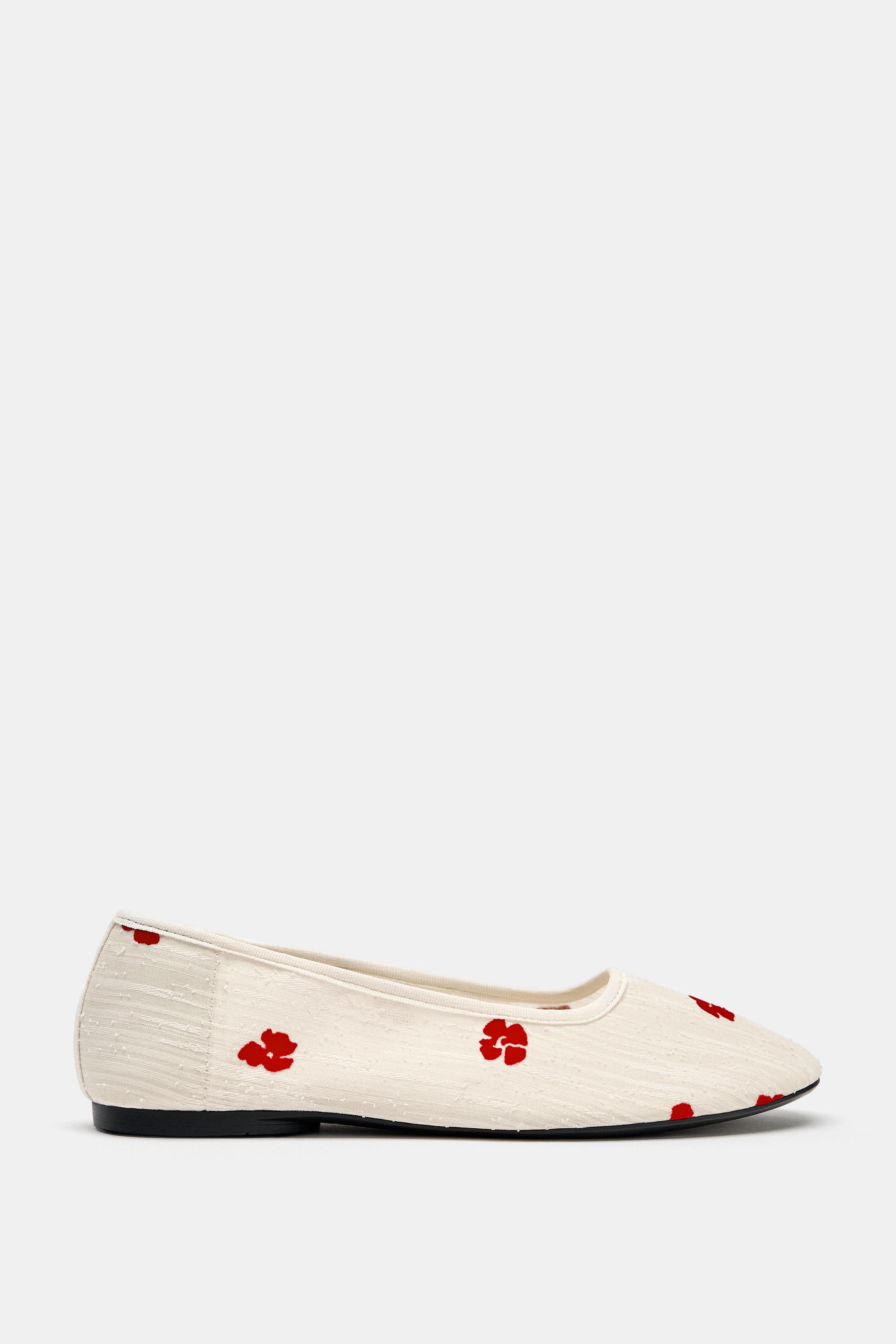 FLORAL MESH BALLET FLATS