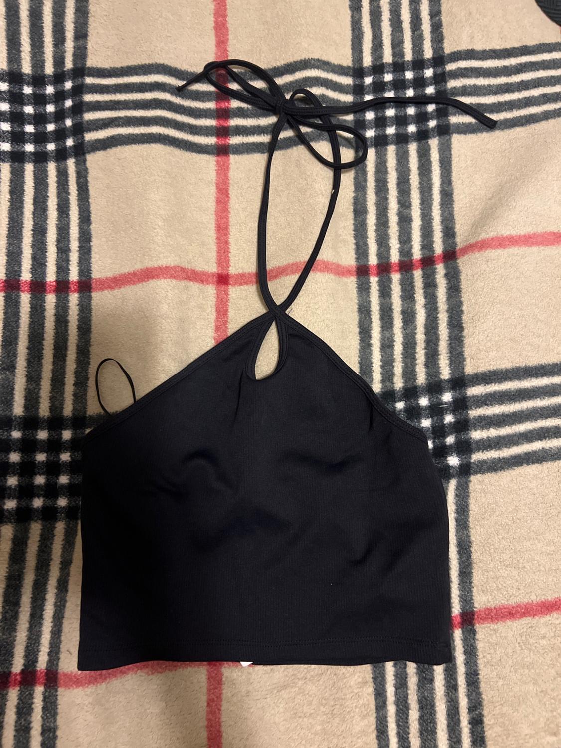 CROSSED HALTER TOP