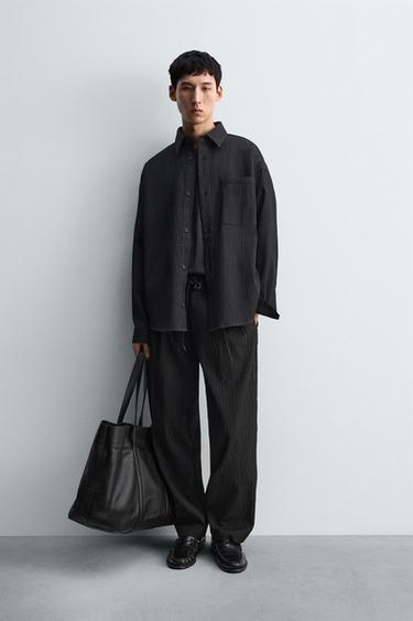 レリーフリラックスフィットパンツブラック0Zaraのレリーフリラックスフィットパンツ - ブラック - 画像 0