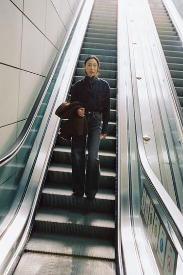 CAMISA BOLSILLOS LAZADA ZW COLLECTION - Marino de Zara