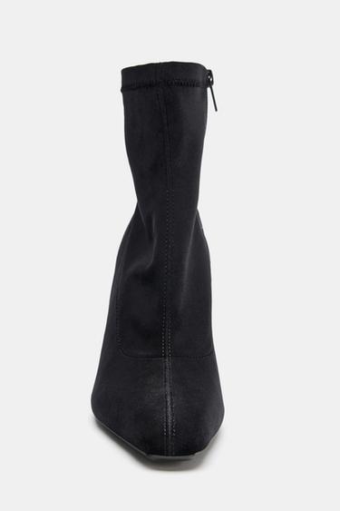 BOTTINES EFFET VELOURS - Noir de Zara - Image 2