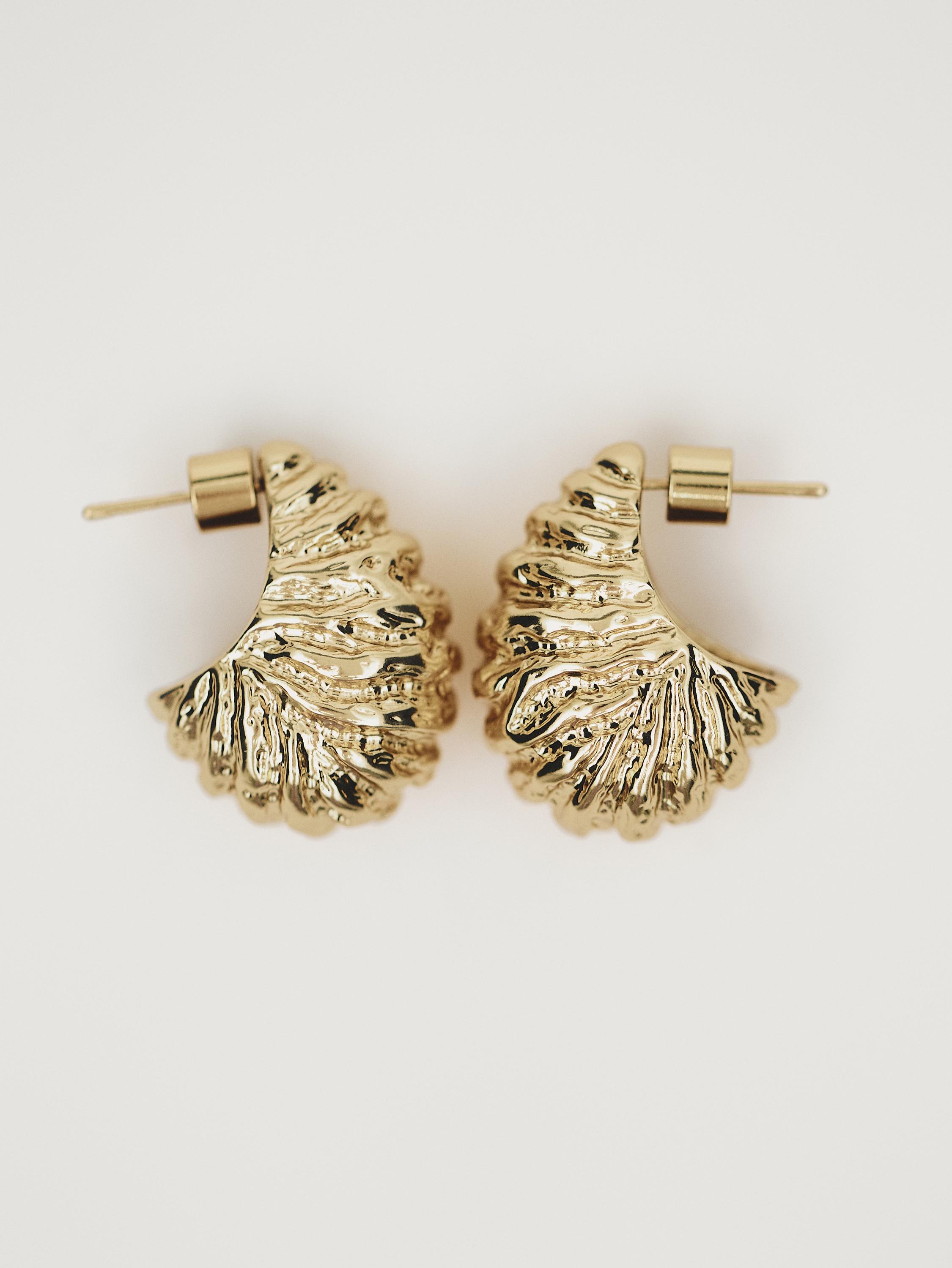 Zara gold textured earrings top