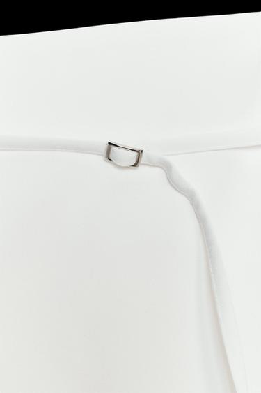 FALDA PANTALÓN CINTURÓN - Blanco de Zara