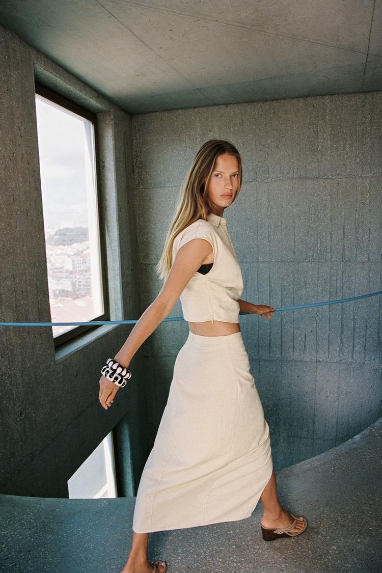 PLEATED LINEN TOP