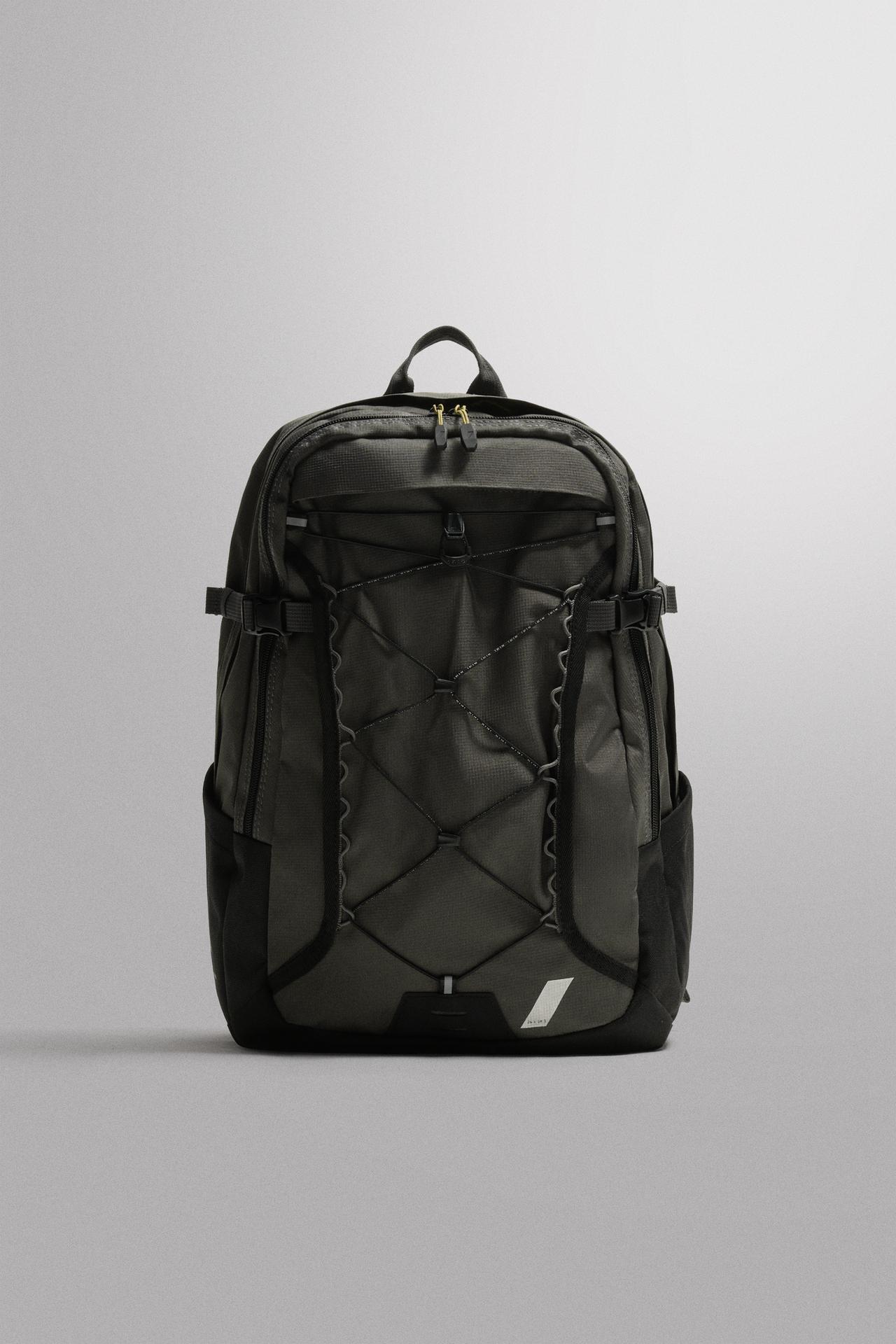 30L ATHLETIC BACKPACK — Gray
