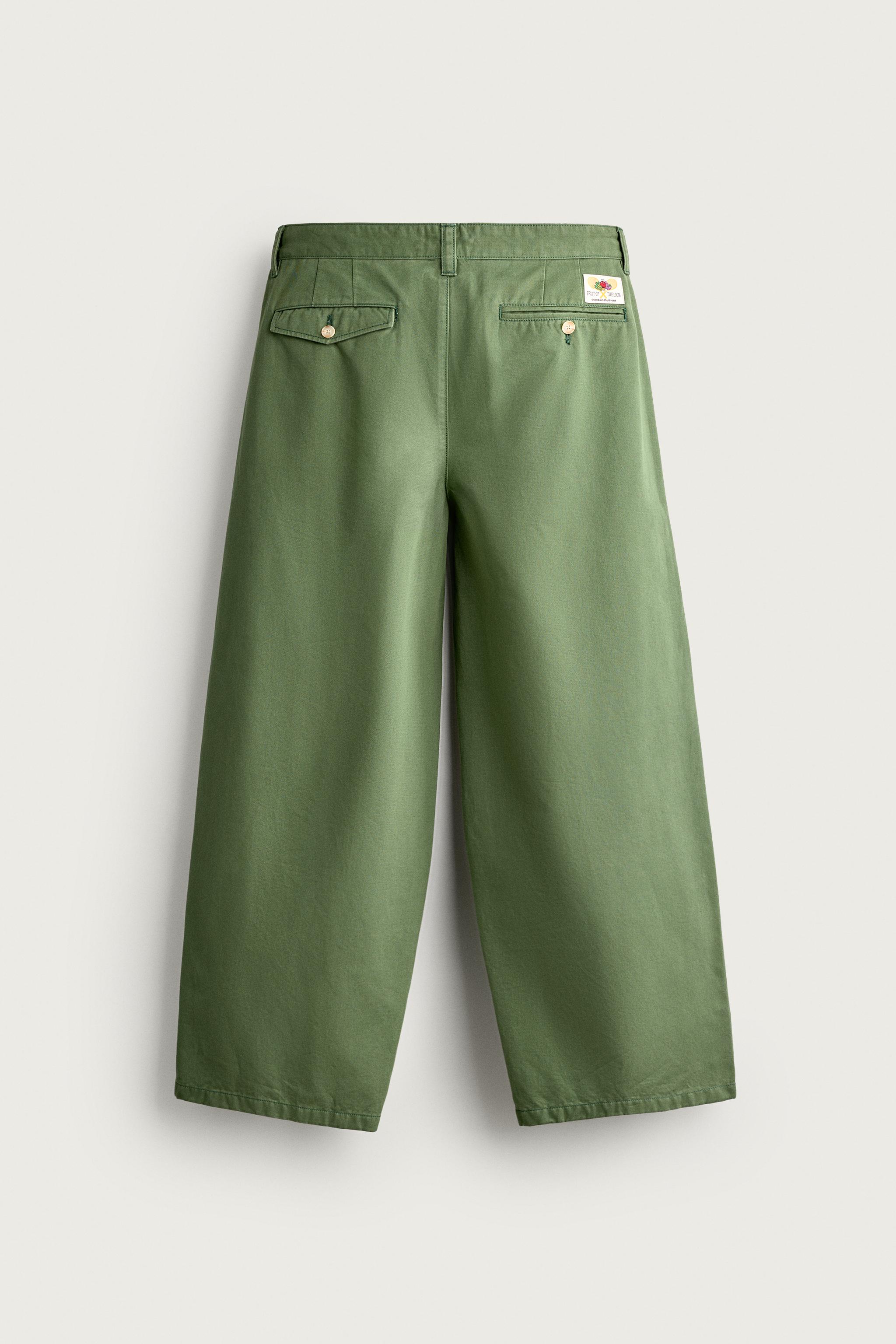 FRUIT OF THE LOOM™ PLEATED CHINO PANTS
