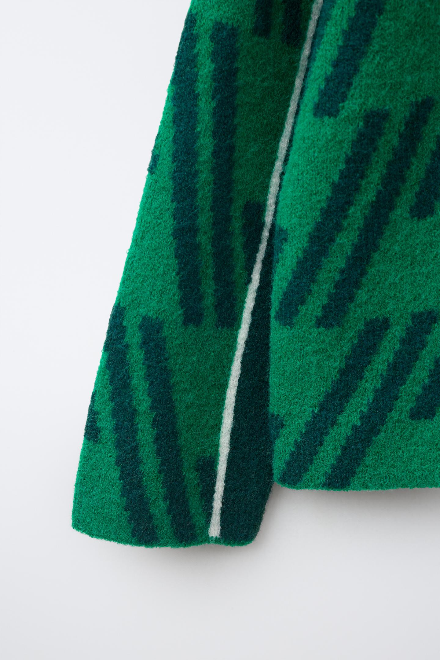 Детский свитер Zara Embroidered Fuzzy Effect Knit, цвет: Зелёный — фото 4