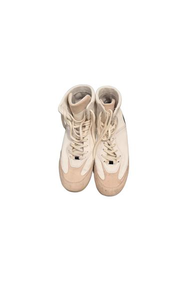 HIGH TOP SNEAKERS