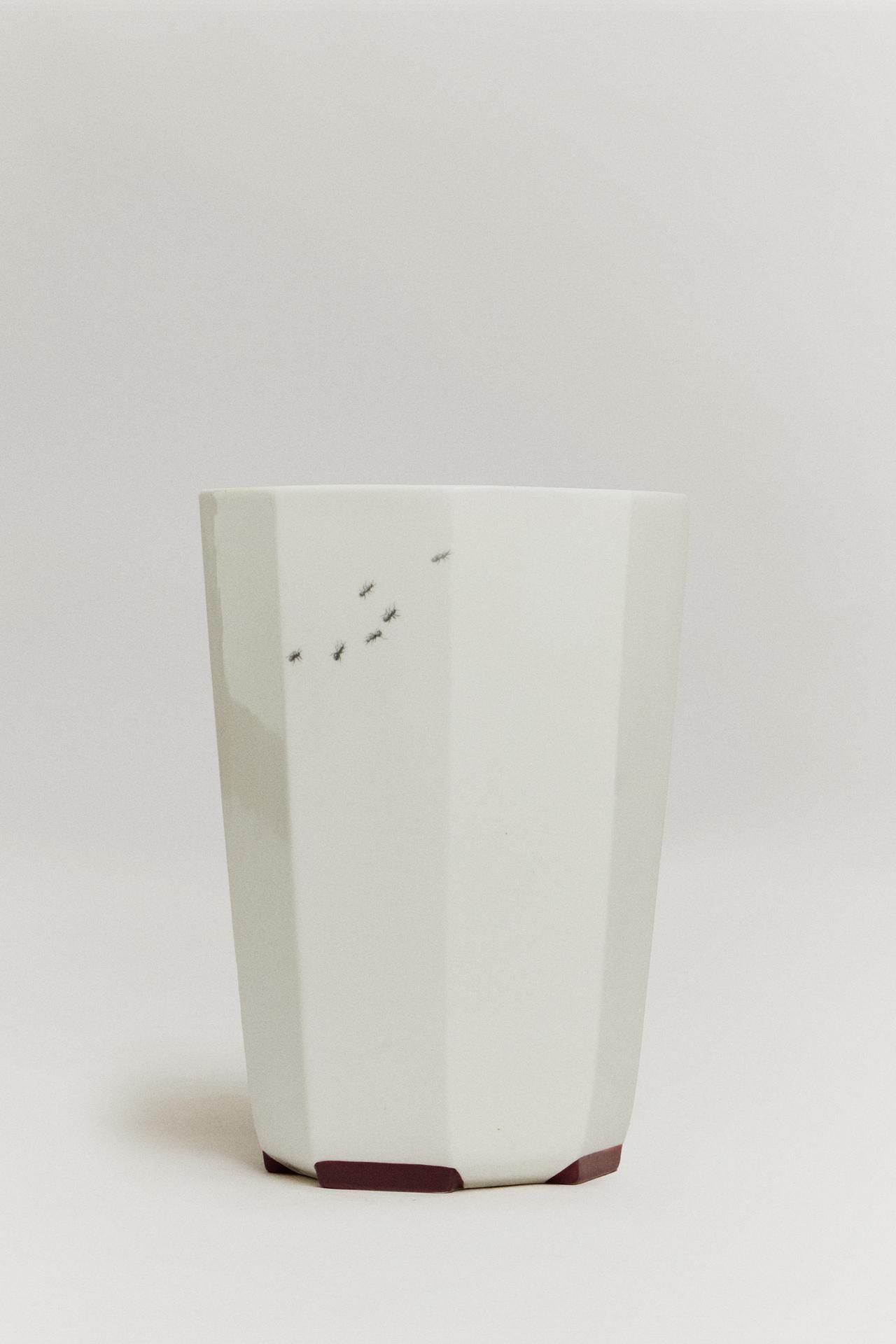 THE SKY OCTAGONAL LARGE VASE — White