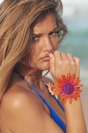 COLETERO FLOR RAFIA - Naranja de Zara