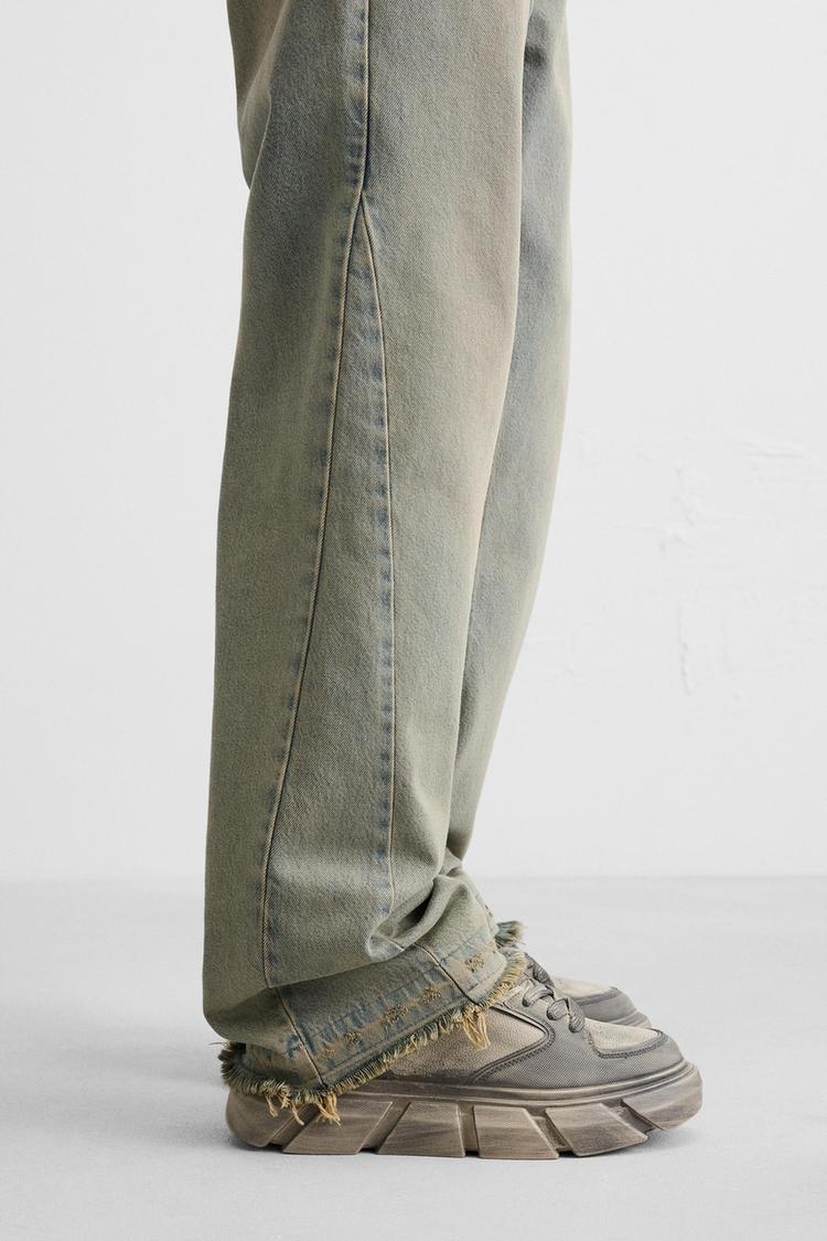 CHUNKY SOLE TRAINERS