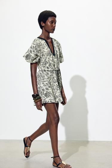 ROBE EN JACQUARD À CEINTURE - Écru / Noir de Zara - Image 1
