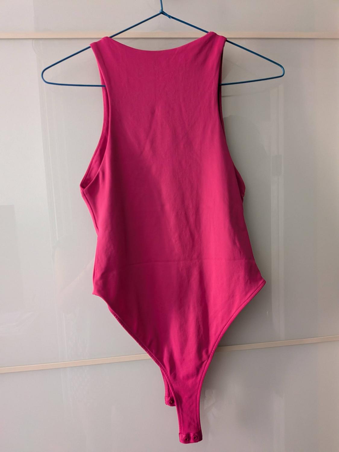 KNIT HALTER NECK BODYSUIT - Image 2