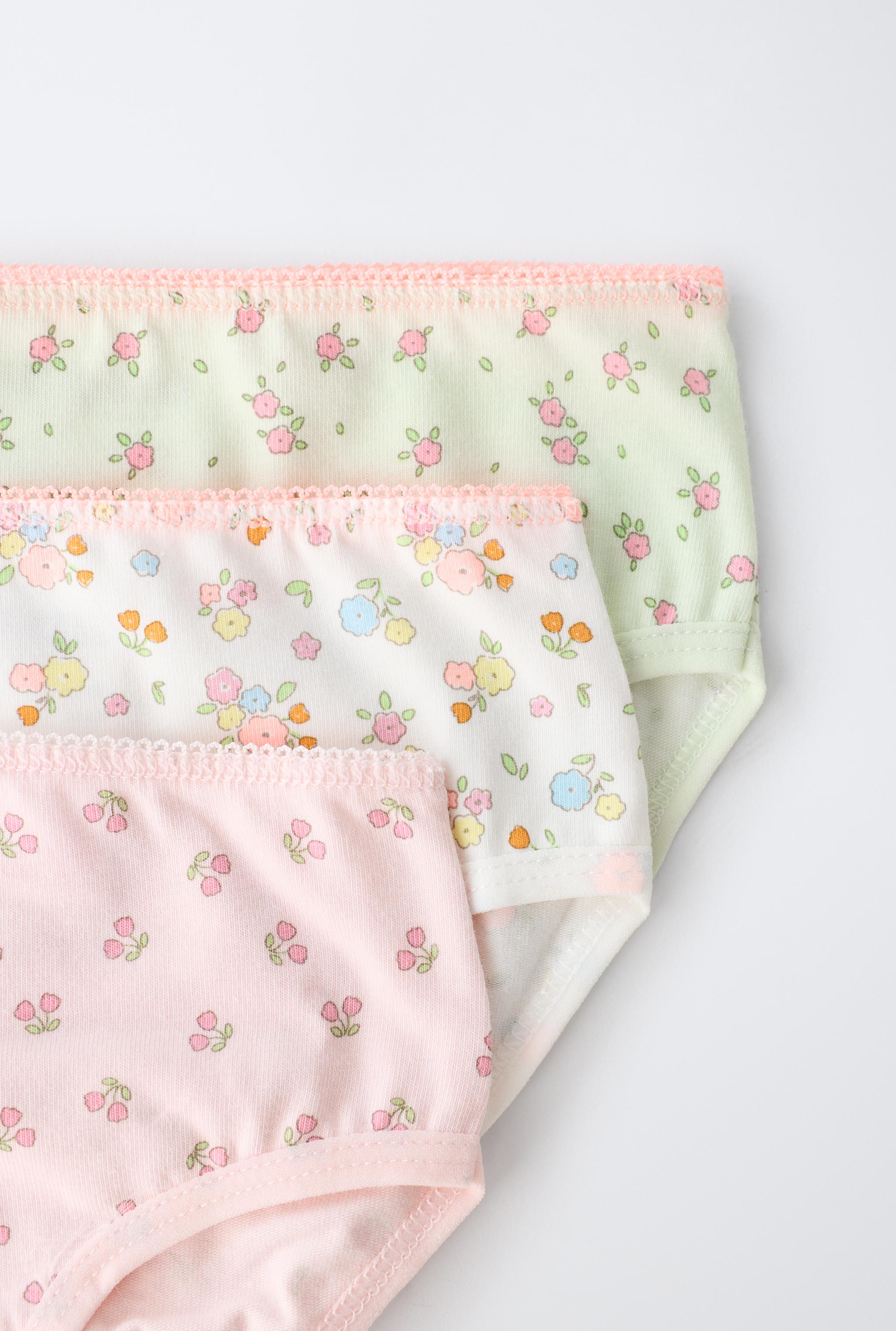 1 1/2-6 ANS / LOT DE SIX CULOTTES À FLEURS