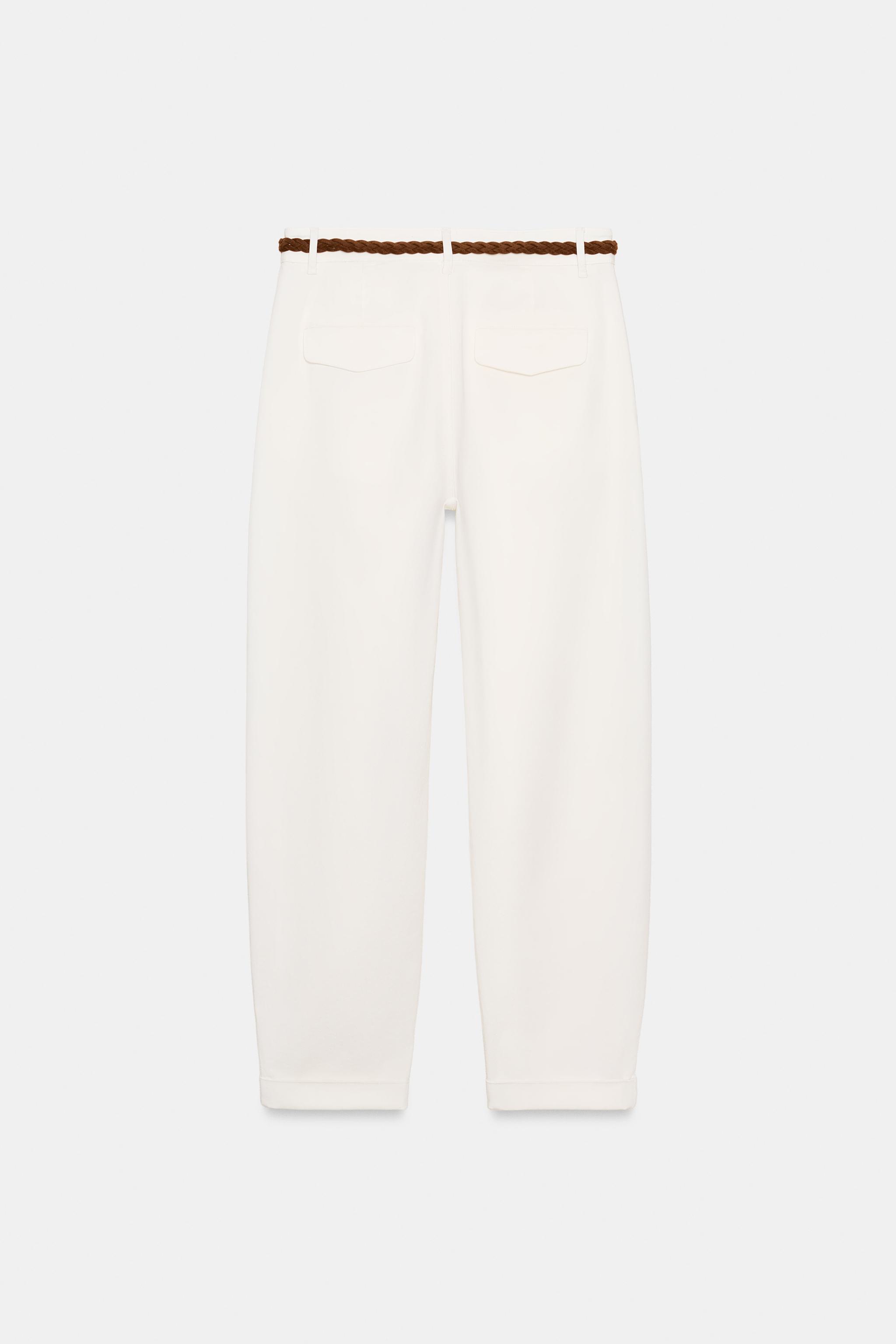PANTALON CHINO AVEC CEINTURE TRESSÉE