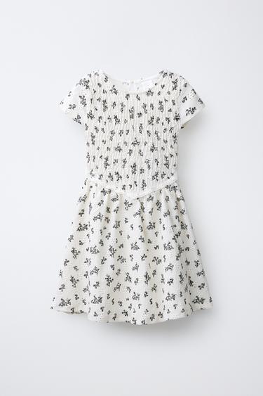 שמלת פרחים עם עיטור מקומט - שחור / נוד של Zara - תמונה 0