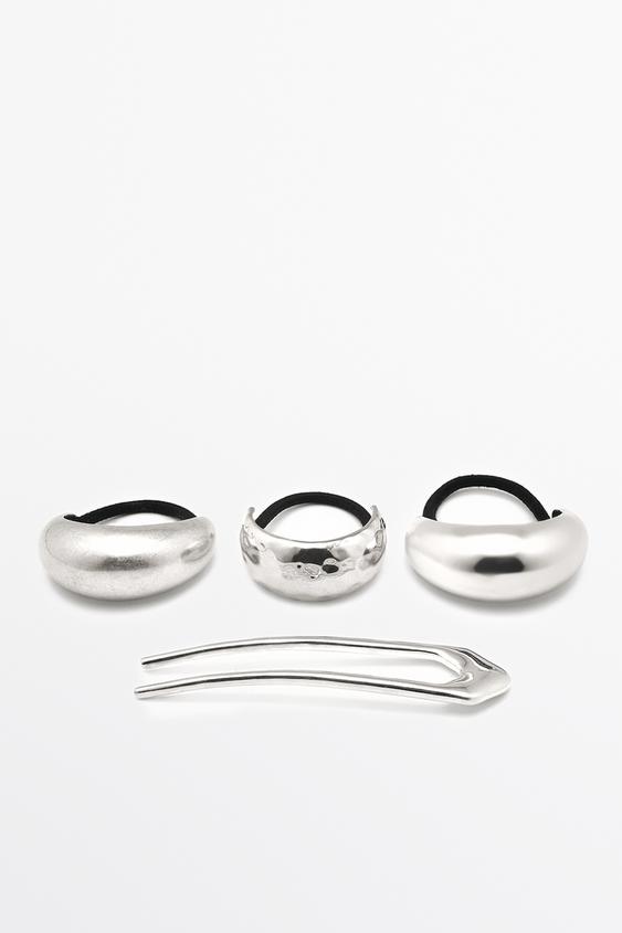 Set of hair clips - STUDIO from Zara - $130
