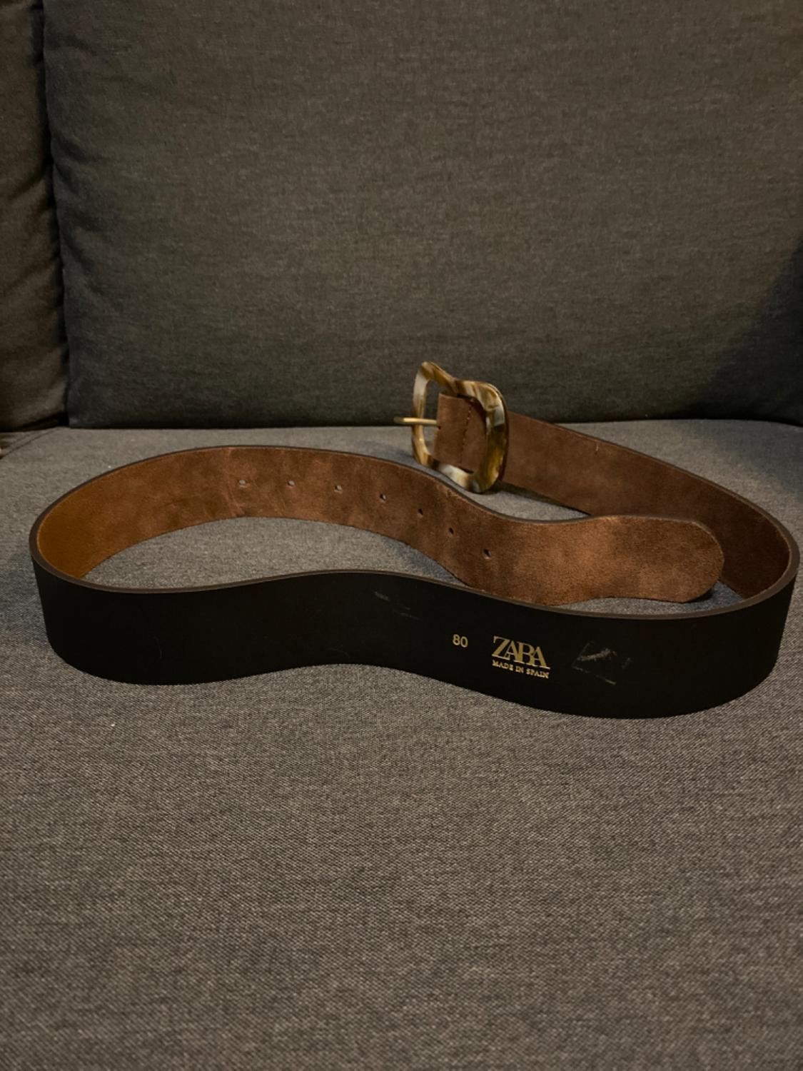 LEATHER BELT WITH RESIN BUCKLE - Image 4