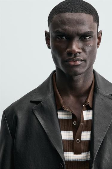 BLAZER RELAXED FIT EFECTO PIEL - Negro de Zara