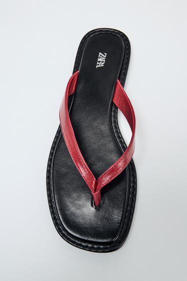 CONTRAST LEATHER SANDALS - Red by Zara