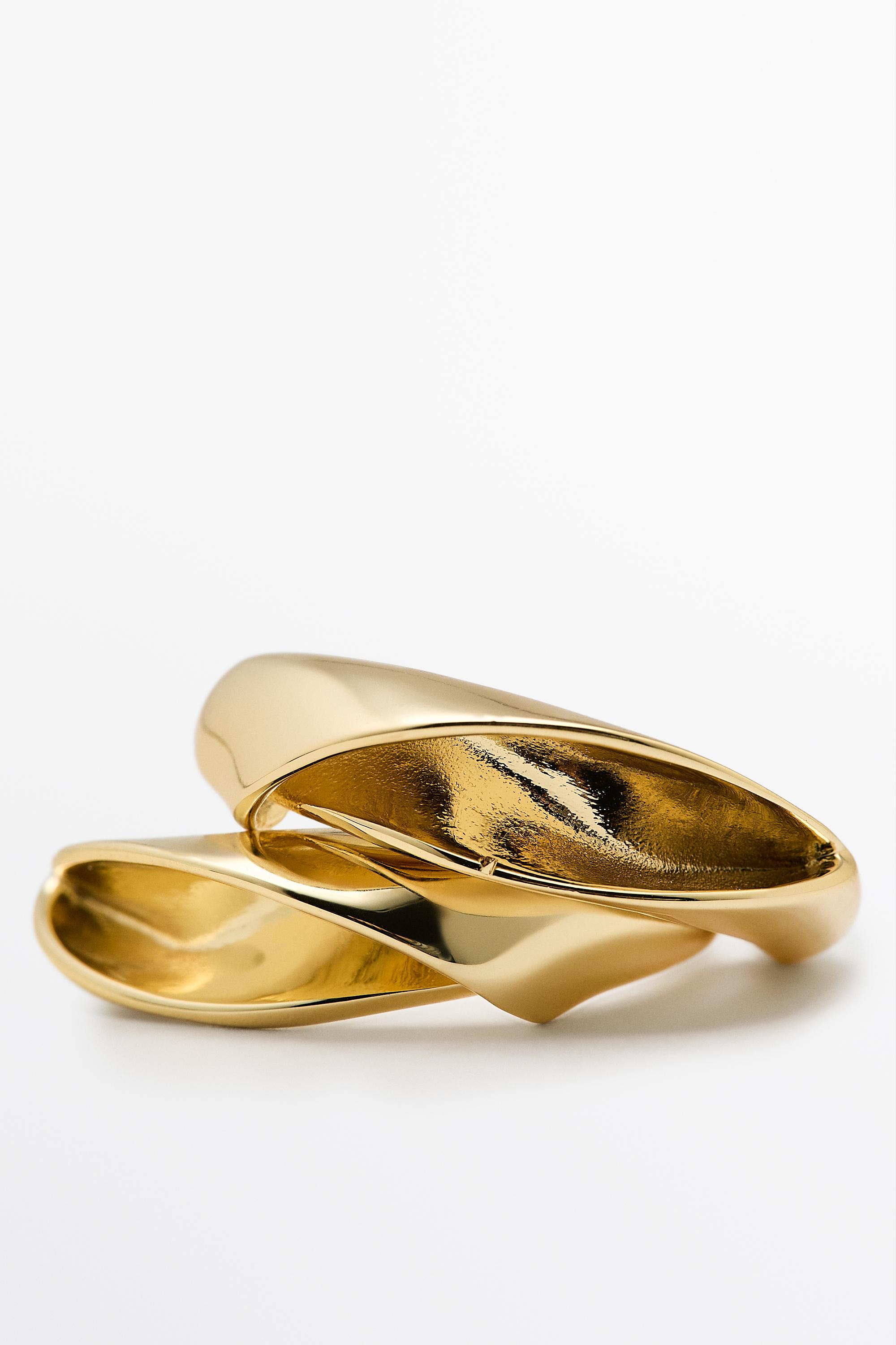 Twist Hoop Earrings