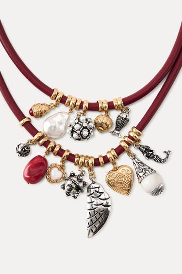 LOT DE 2 COLLIERS LACET CHARMS - Bordeaux de Zara - Image 2