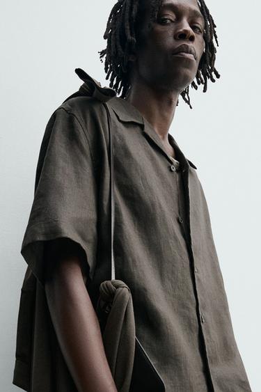 100% LINEN RELAXED FIT SHIRT - Dark green by Zara