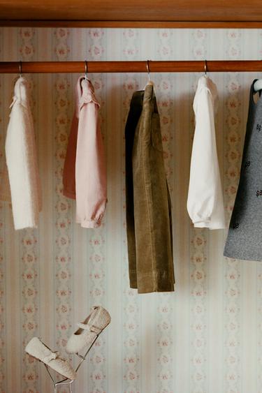 إطلالة - أسود / بني الخاص بـ Zara