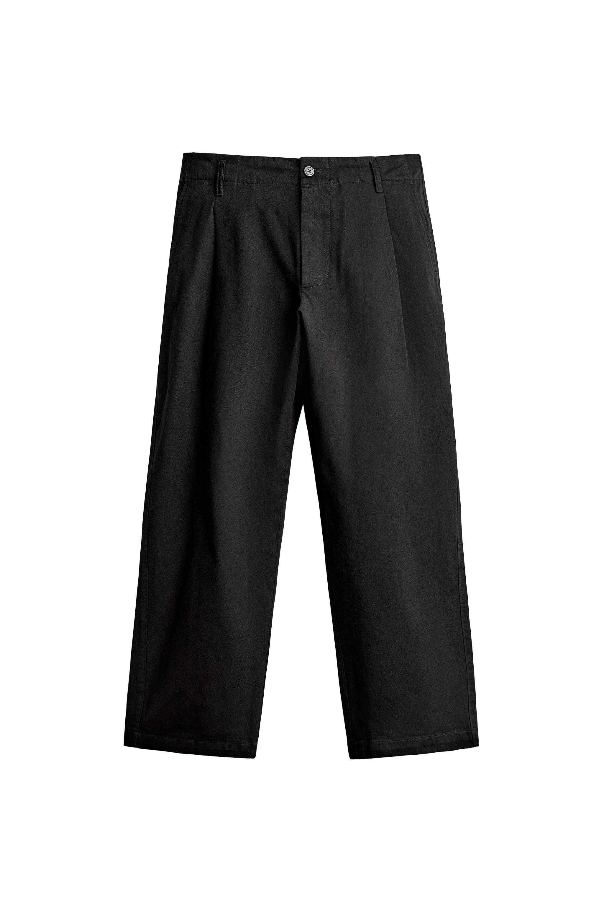 RELAXED FIT PLEATED CHINO PANTS