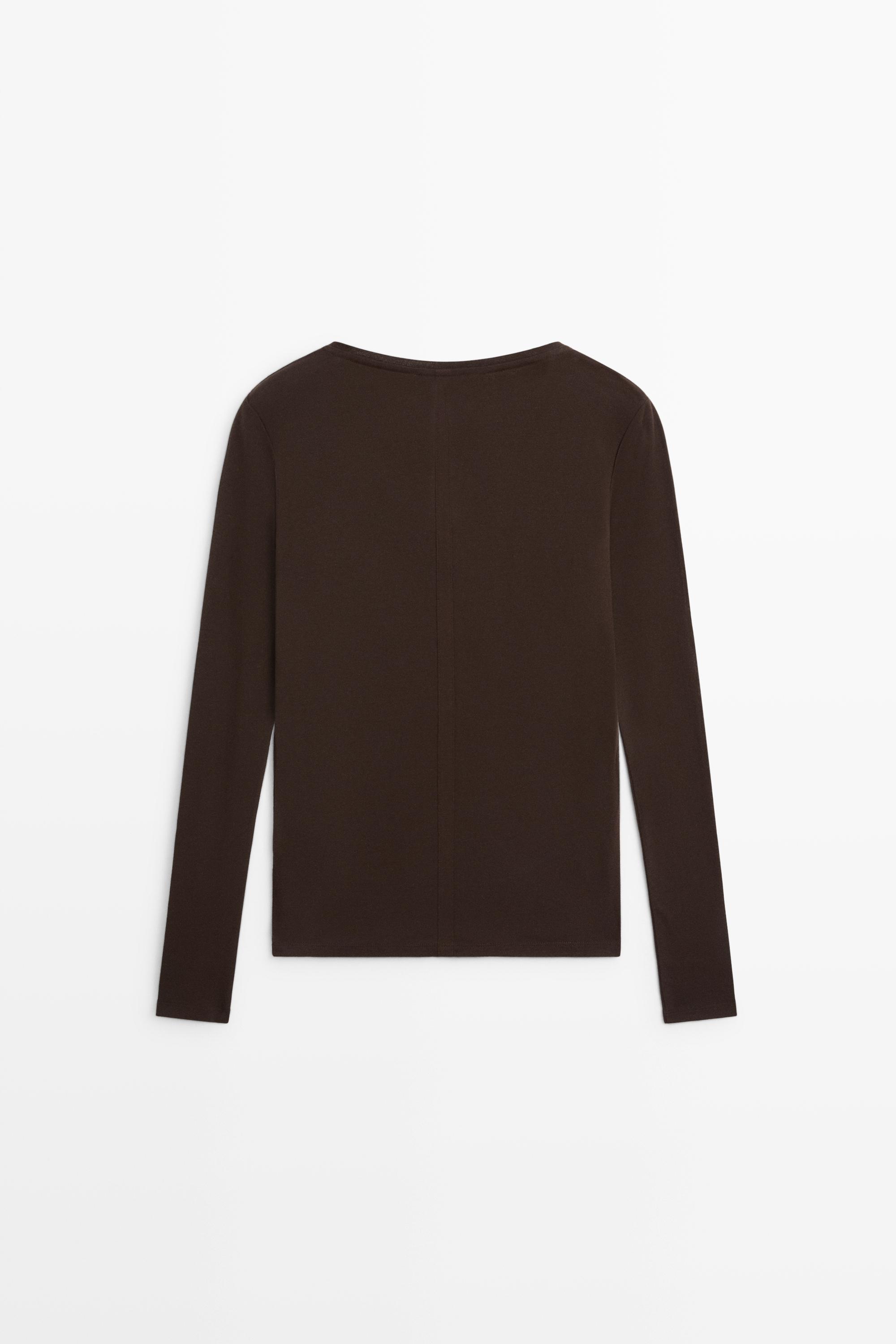 Slim fit long sleeve V-neck T-shirt