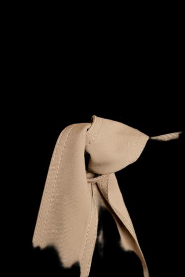 CAZADORA TRENCH CINTURÓN - Camel claro de Zara