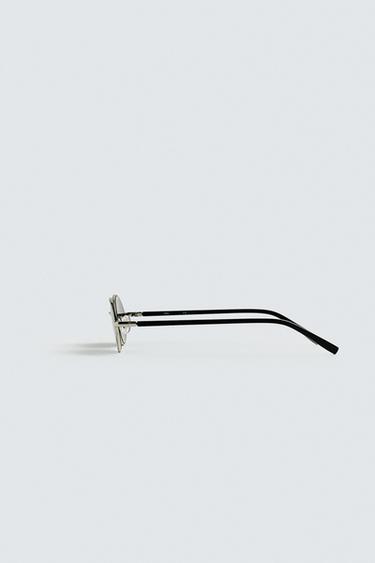 LUNETTES DE SOLEIL OVALES - Argent de Zara - Image 4