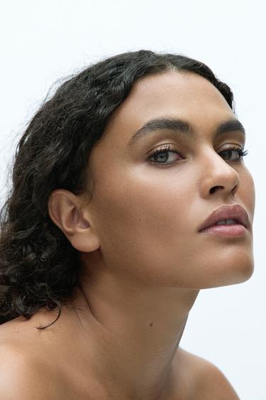 Zara Product image - 218 - Image 0