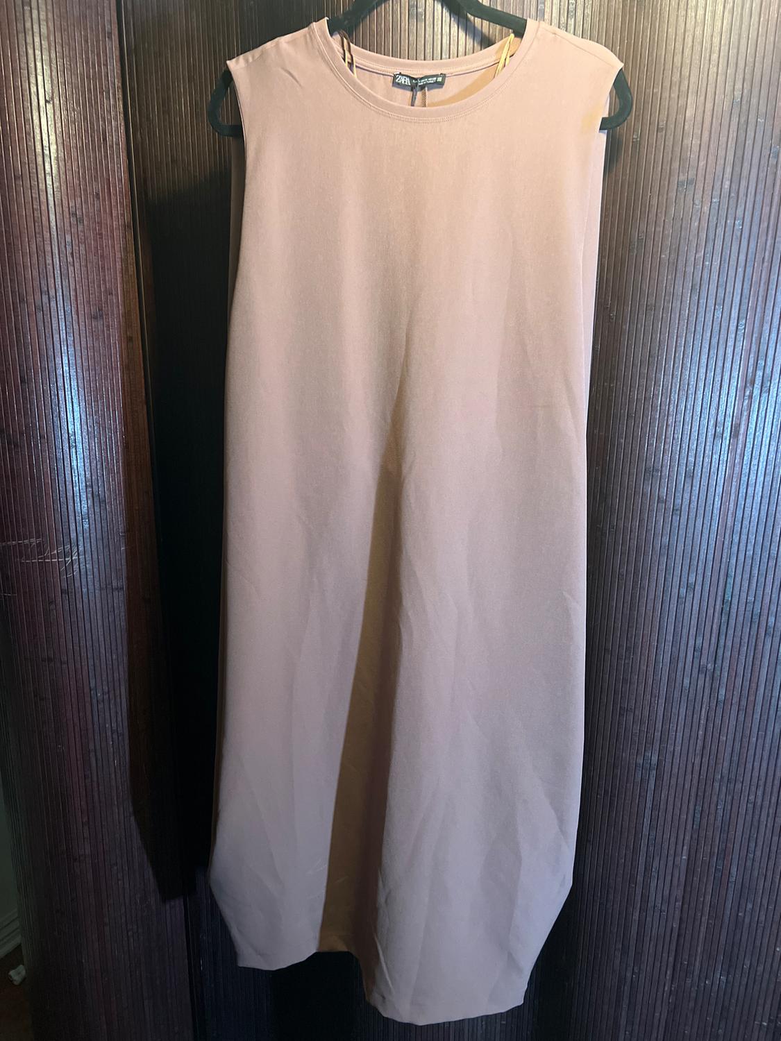 DRESS WITH SHOULDER PADS - Image 2