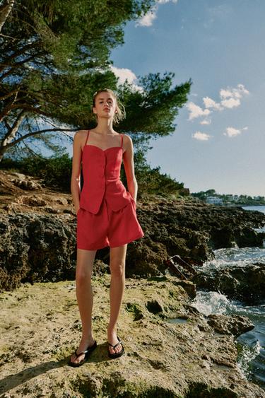 BERMUDA PINZAS CON LINO - Rojo de Zara