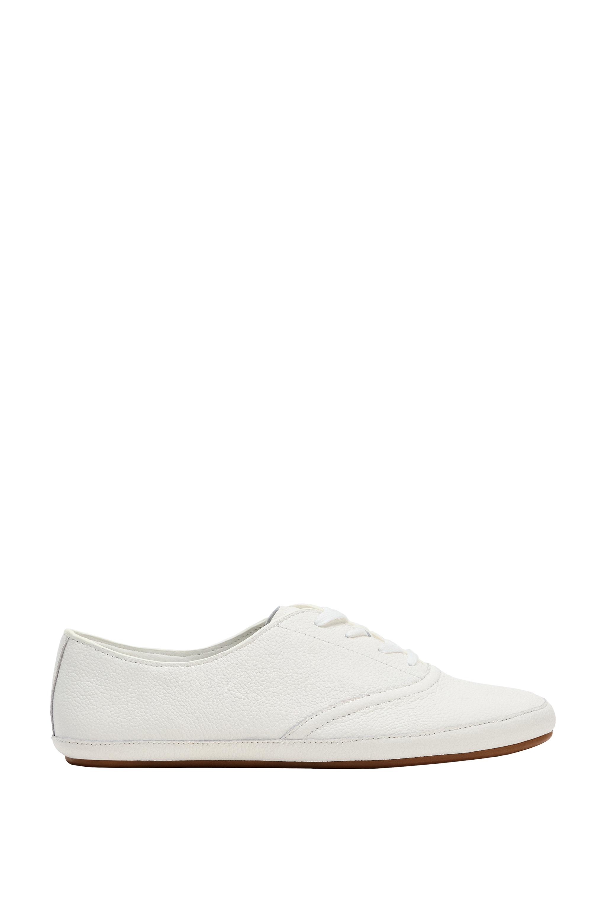 ZAPATILLA PIEL BLUCHER
