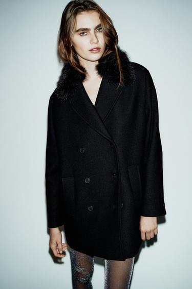 CROPPED WOOL COAT WITH FAUX FUR LAPEL - Black by Zara