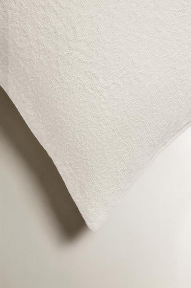 HOUSSE COUSSIN JACQUARD TEXTURÉ - Blanc cassé de Zara - Image 1