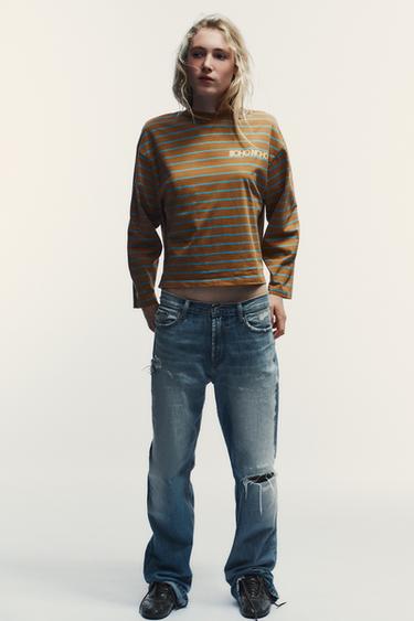 TRIČKO S PROUŽKY A NÁPISEM - pruhované od Zara