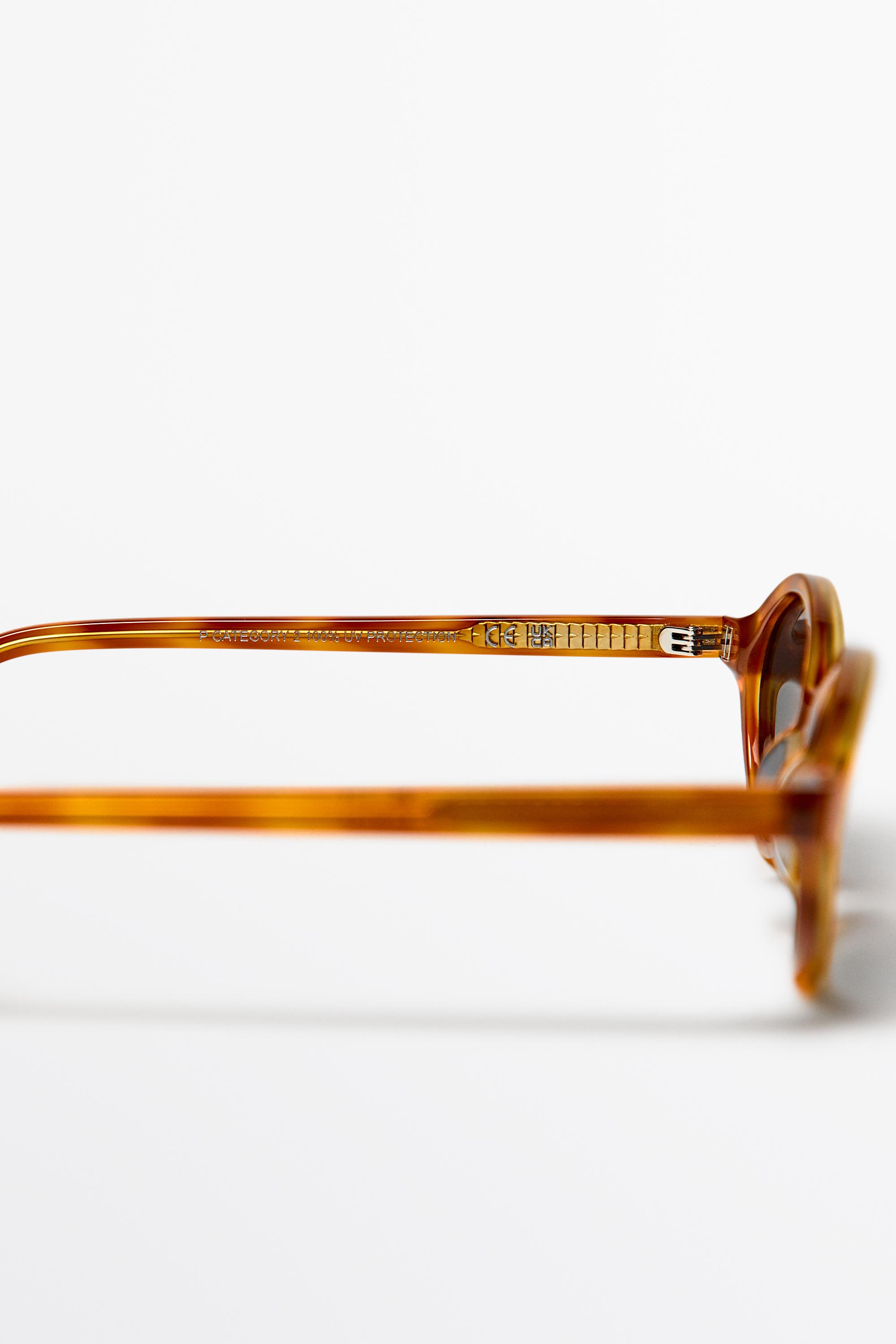 Oval sunglasses