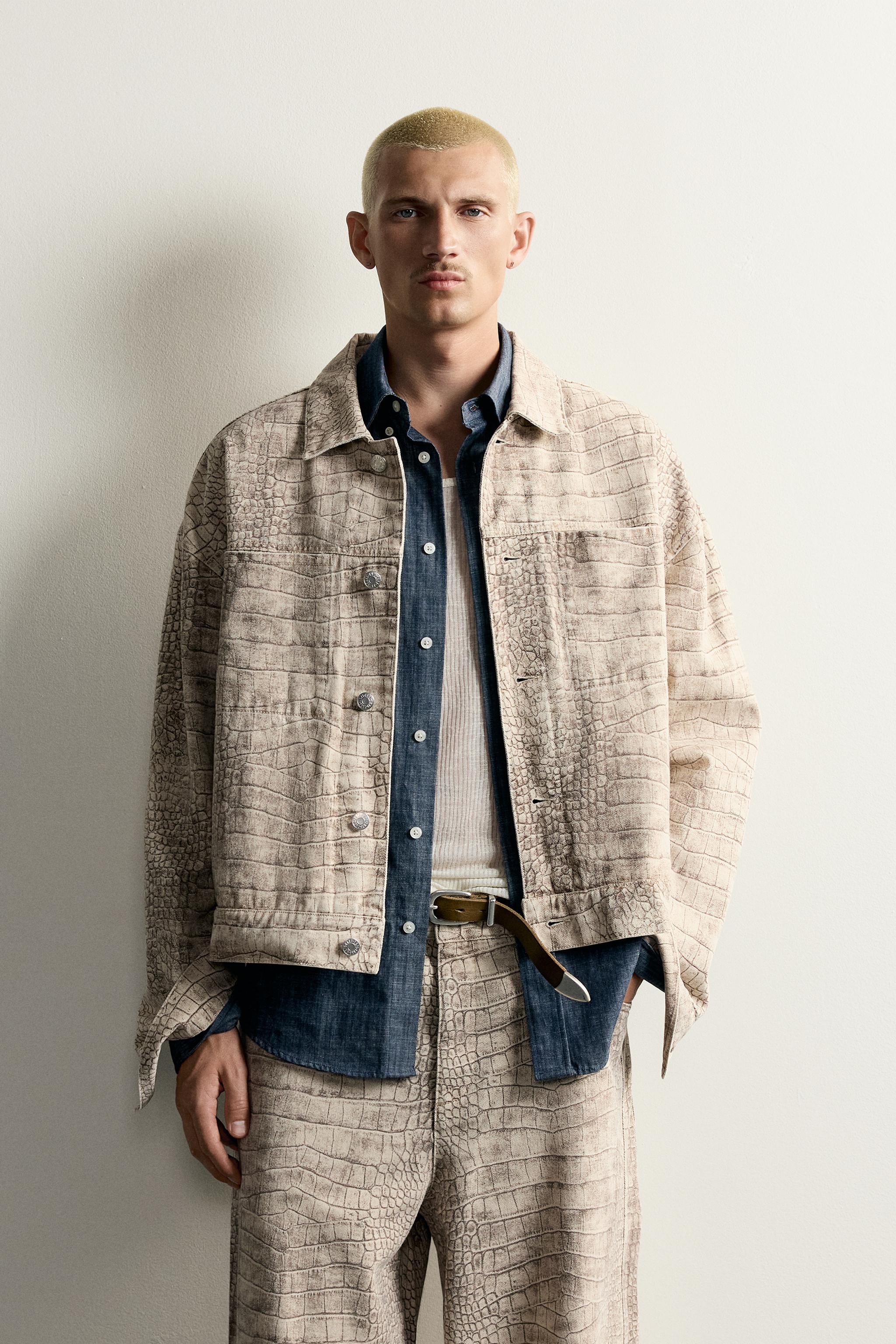 RELAXED FIT ANIMAL PRINT JACKET
